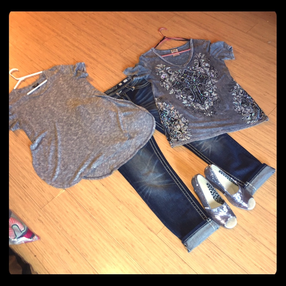 Massinao sz M gray knit split top